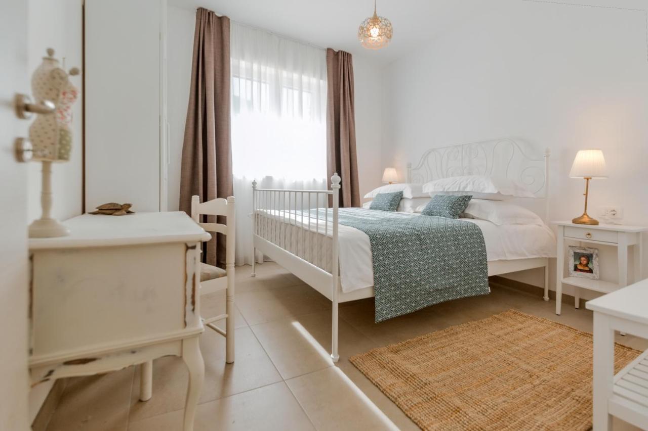 Apartments Ivica Омиш Экстерьер фото