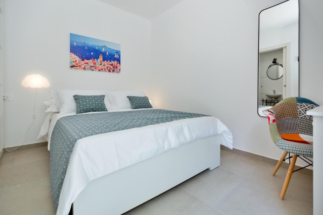 Apartments Ivica Омиш Экстерьер фото
